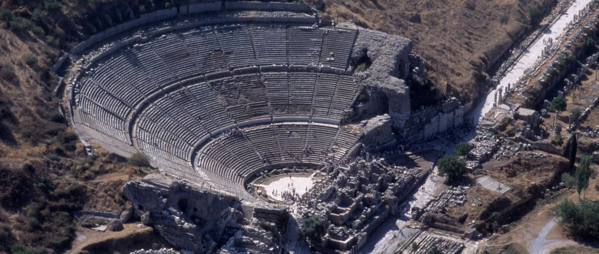 Das Theater von Ephesos aus der Vogelperspektive