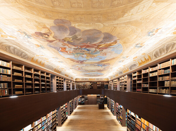 Bibliothek der ÖAW © Daniel Hinterramskogler