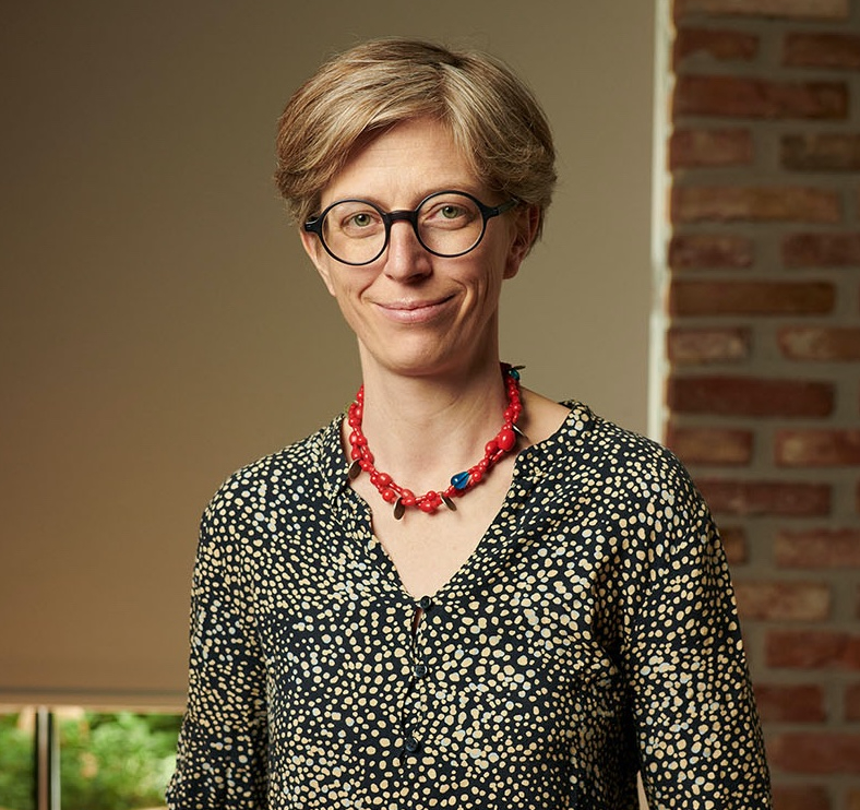 Ein Porträt von Theresia Hofer. Die Bildrechte liegen bei Meinrad Hofer.
