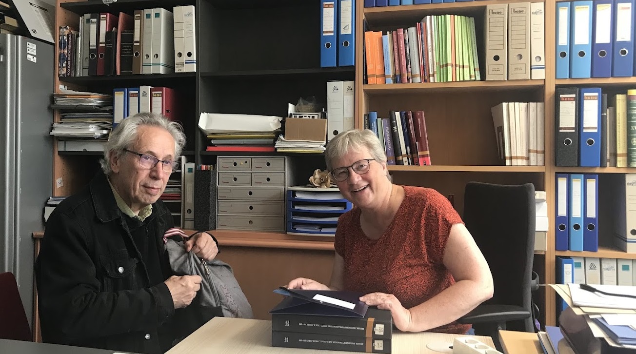 Paper historians Maria Stieglecker and Emanuel Wenger