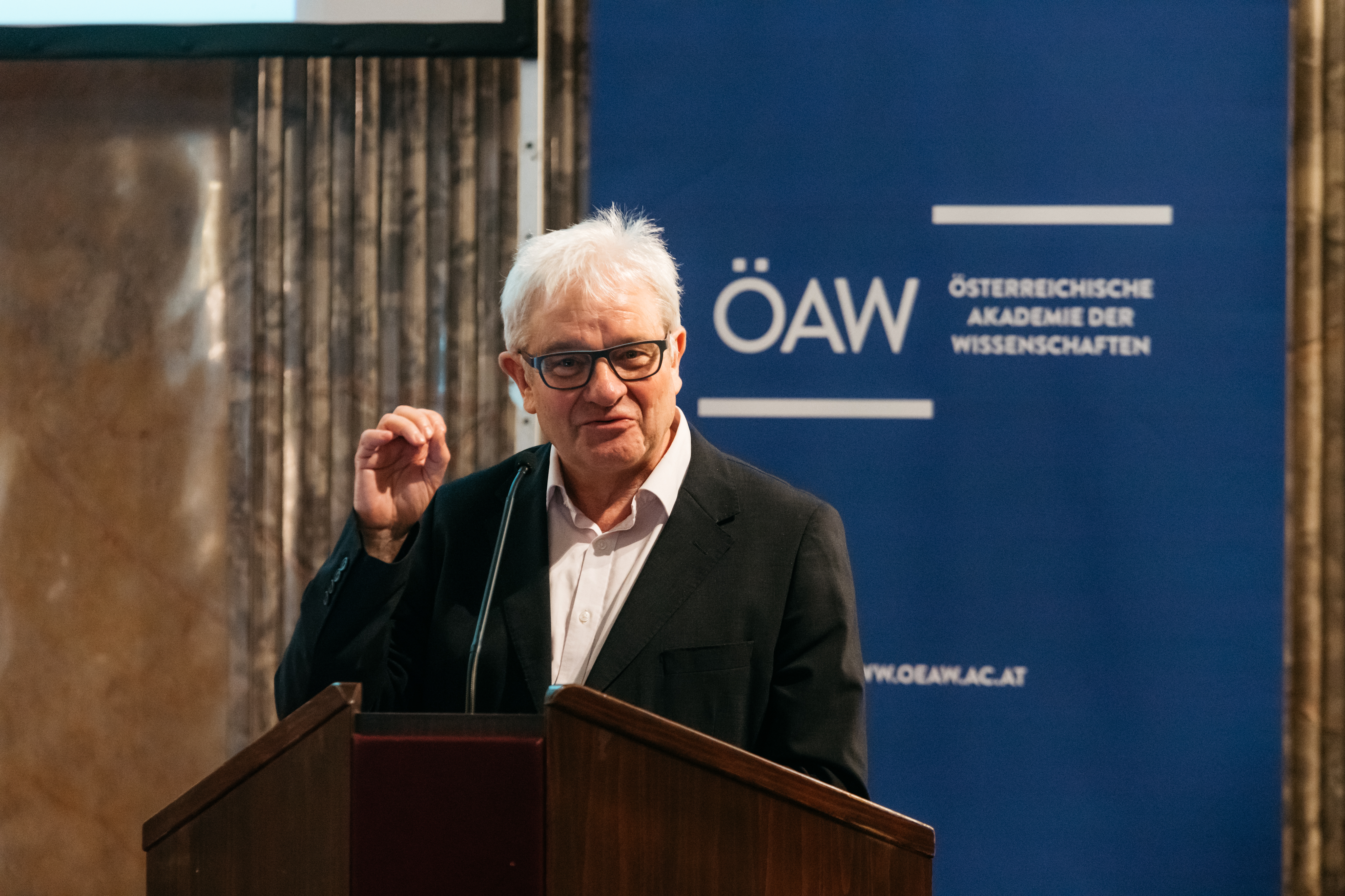 Spannende Einblicke in den Vorgang der Zellteilung ermöglichte Paul Nurse bei seinem Vortrag in Wien. © ÖAW/Klaus Pichler Spannende Einblicke in den Vorgang der Zellteilung ermöglichte Paul Nurse bei seinem Vortrag in Wien. © ÖAW/Klaus Pichler