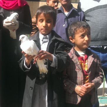 Protest gegen einen Anschlag auf ein Zentrum für Blinde in Sanaa © Wikimedia/PD/VOA/Almigdad Mojalli