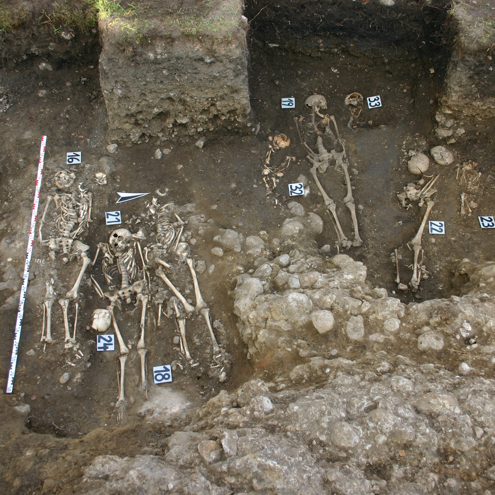 Bestattungen im Friedhof von Jaunstein © Landesmuseum Kärnten/J. Eitler Bestattungen im Friedhof von Jaunstein © Landesmuseum Kärnten/J. Eitler