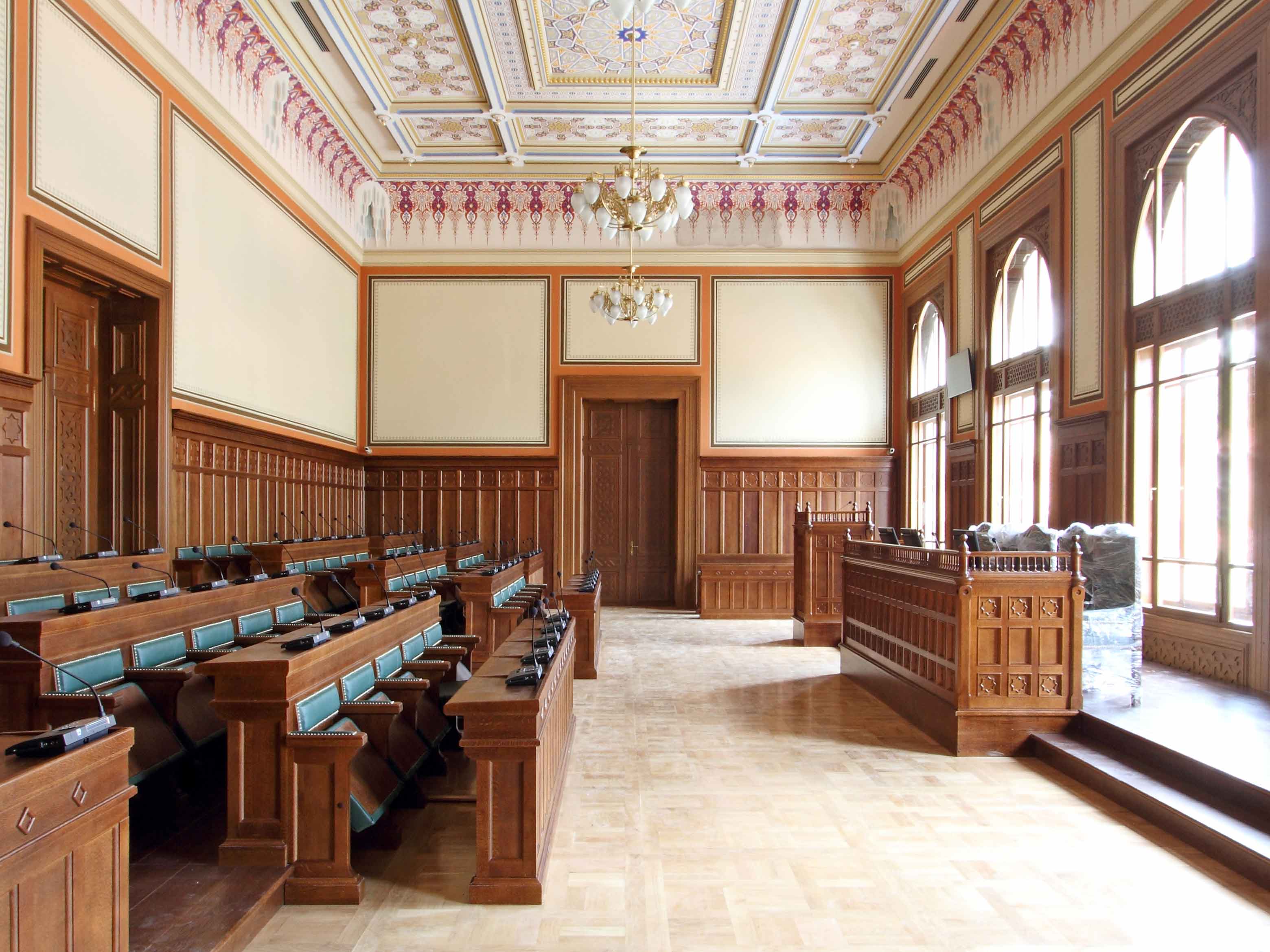 Rathaus von Sarajevo © Anida Krečo