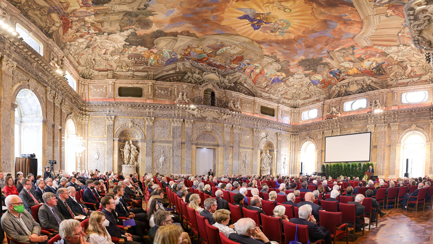 Die Feierliche Sitzung im Festsaal ist der Höhepunkt des Akademiejahres. © ÖAW/Daniel Hinterramskogler Die Feierliche Sitzung im Festsaal ist der Höhepunkt des Akademiejahres. © ÖAW/Daniel Hinterramskogler
