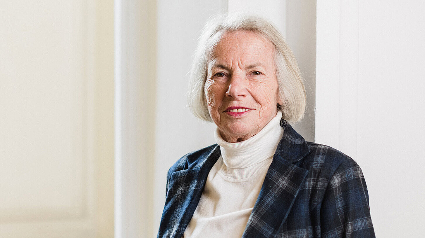 Die Journalistin Anneliese Rohrer erzählte jungen Studienstiftler/innen der ÖAW von ihrem beruflichen Lebensweg. Die Journalistin Anneliese Rohrer erzählte jungen Studienstiftler/innen der ÖAW von ihrem beruflichen Lebensweg.