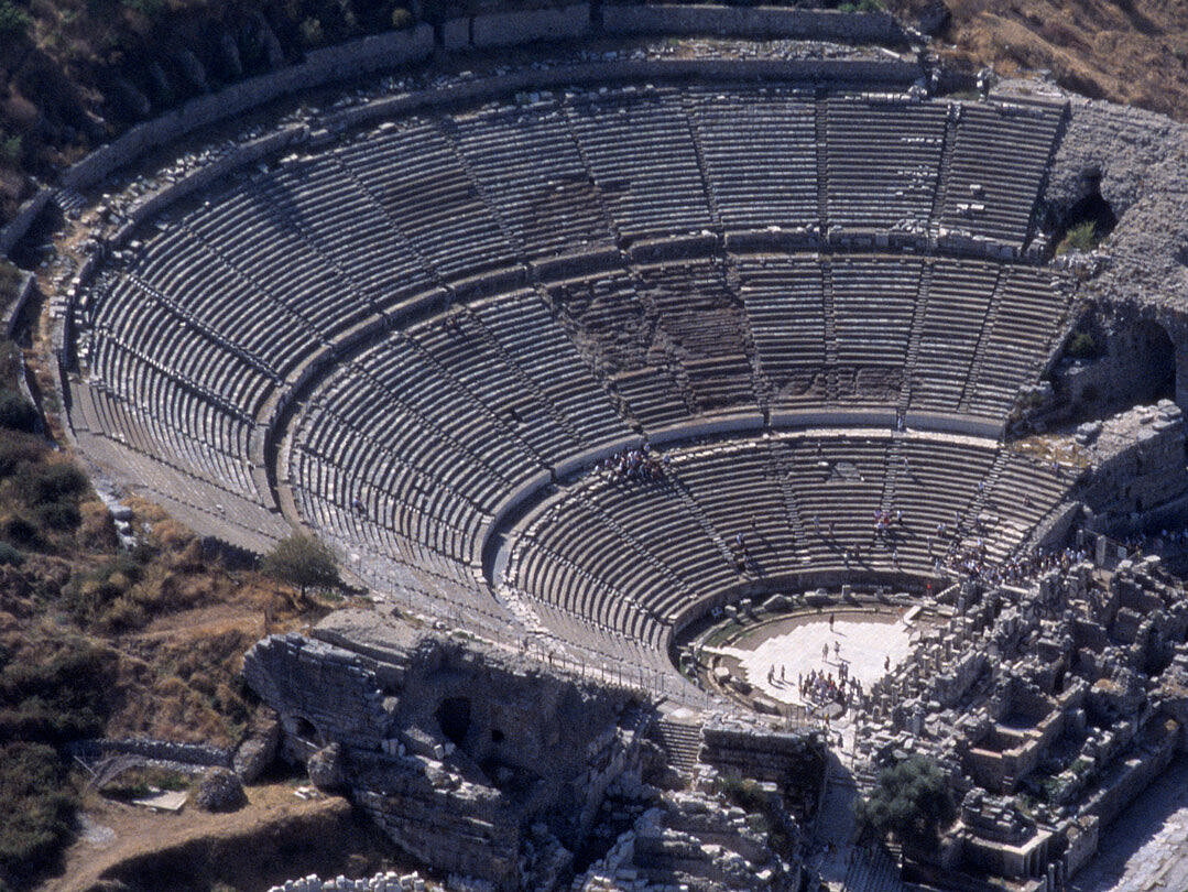 Ephesos Theater Das Theater von Ephesos aus der Vogelperspektive