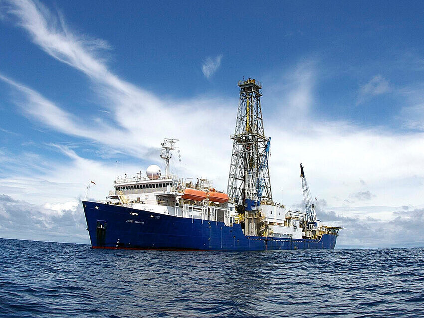 Das US-Bohrschiff Joides Resolution. © Arito Sakaguchi & IODP/TAMU Das US-Bohrschiff Joides Resolution. © Arito Sakaguchi & IODP/TAMU