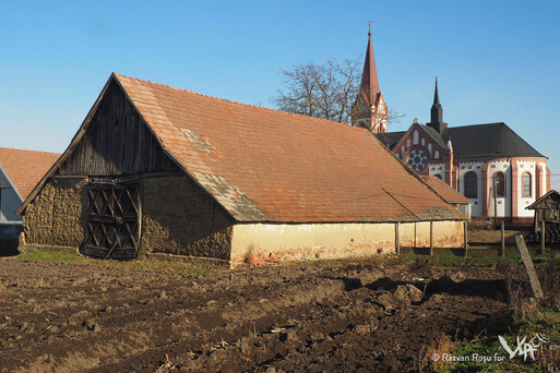 Swabian barn near the Roman Catholic Church (Vállaj, 2016)