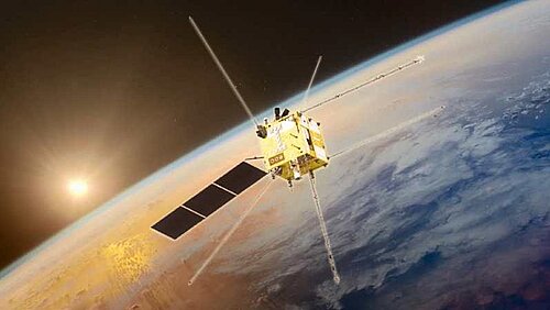 An image, showing the CSES-2 500 kilometers above the earth. On the left, you can see the sun in the distance.