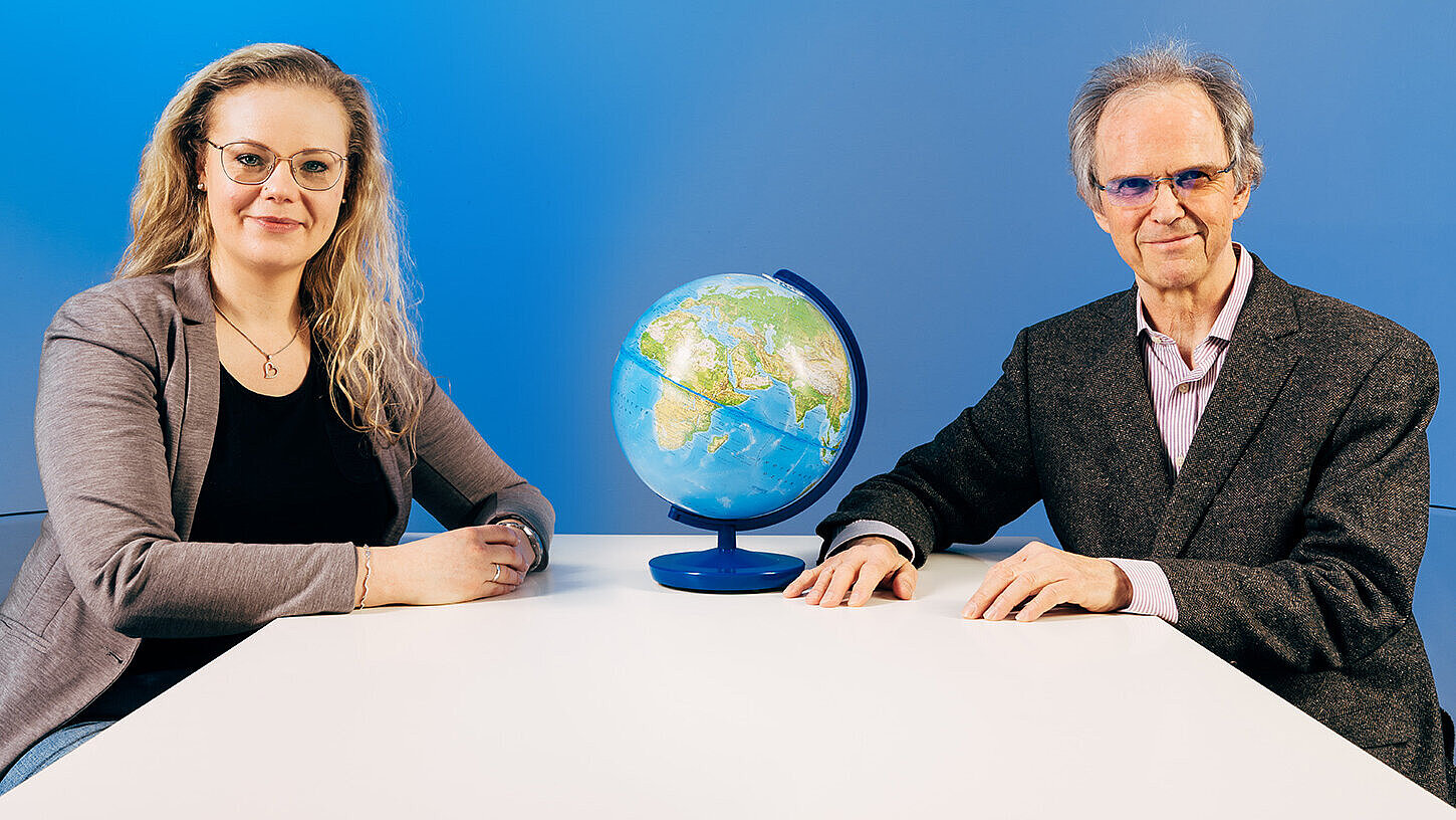 Die Sozialanthropologin Sabine Bauer-Amin und ÖAW-Mitglied und Politologe Rainer Bauböck im Gespräch. © ÖAW/Klaus Pichler Die Sozialanthropologin Sabine Bauer-Amin und ÖAW-Mitglied und Politologe Rainer Bauböck im Gespräch. © ÖAW/Klaus Pichler