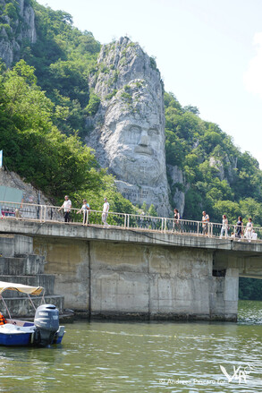 The rock sculpture of Decebalus, made between 1994 and 2004 (Orșova, 2016)