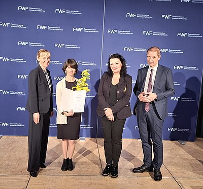 Bild der FWF Esprit Verleihung mit PI und FWF Delegation.
