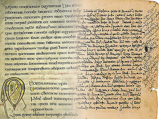 Linke Seite: Canones Apostolorum, Collectio Sanblasiana (MS. Köln, Dombibliothek, cod. 213, fol. 2v). Rechte Seite: Bar Hebraeus, Nomocanon (MS. Berlin, Staatsbibliothek, Petermann I 23, fol. 54v.  