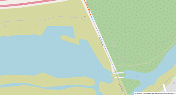 A map showing the Kretschmerweg in Vienna,  with water to the left and forest to the right. It is credited on the image as Screenshot from OpenStreetMaps.
