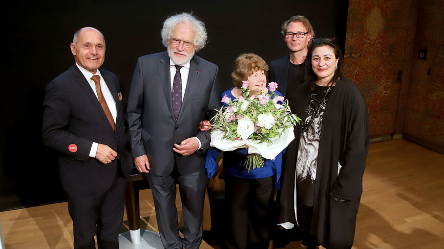 V.l.n.r.: Nationalratspräsident Wolfgang Sobotka, ÖAW-Präsident Anton Zeilinger, Marjorie G. Perloff, Leopold Museum-Direktor Hans-Peter Wipplinger, Wiener Stadträtin Veronica Kaup-Hasler. © PID/Martin Votava