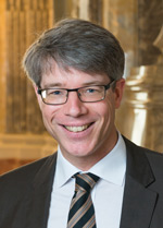 Oliver Jens Schmitt