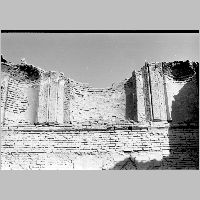 Q-bw701115.jpg